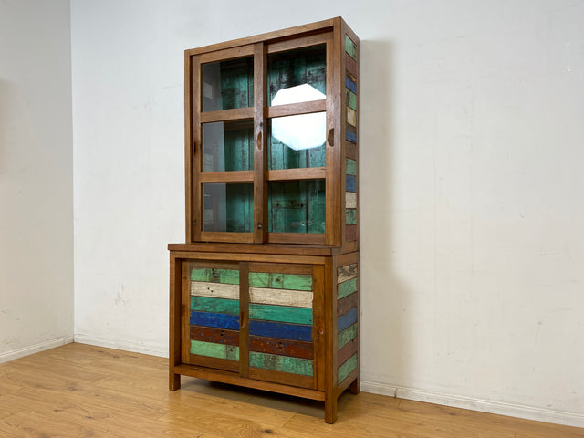 Einzigartige Vitrine aus altem Bootsholz in Originalfarben mit Schiebetüren I Glasvitrine Geschirrschrank Küchenschrank Büchervitrine Bücherschrank Highboard I