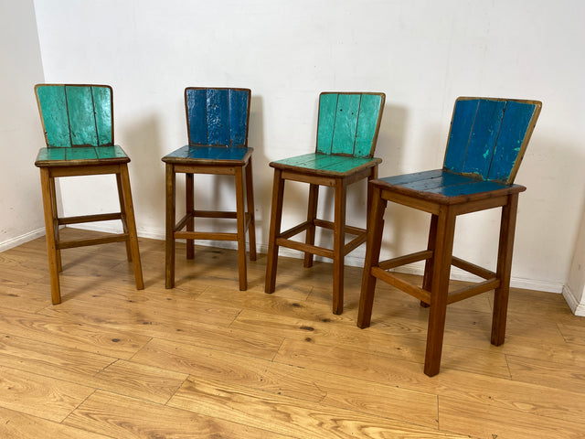 Einzigartiger Barhocker handgefertigt aus altem Bootsholz in blauer & türkiser Originalfarbe I Barhöcker Barstühle Stühle Kücheninsel Bartisch Gastro Möbel