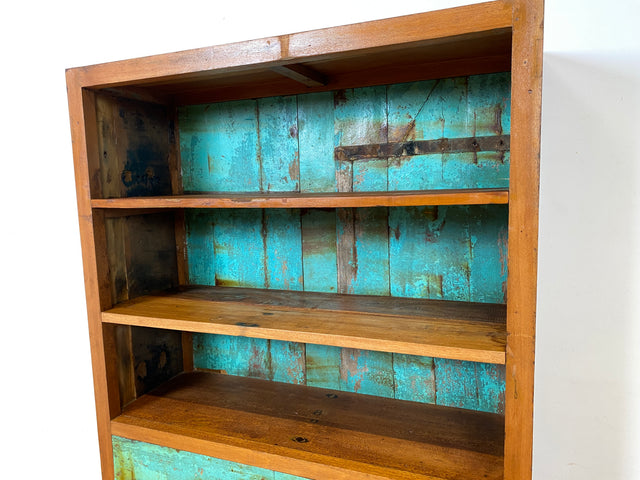 Wunderschöner Bücherschrank handgefertigt aus altem Bootsholz in grüner Originalfarbe mit Schubladen I Teakholz Massiv I Regal Bücherregal Holzregal Küchenregal I