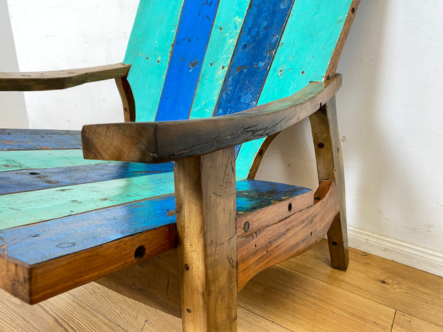 Formschöner und outdoor geeigneter Sessel aus altem Bootsholz in Originalfarben I Loungesessel Holzsessel Armchair Gartensessel Stuhl Gartenstuhl Balkon I
