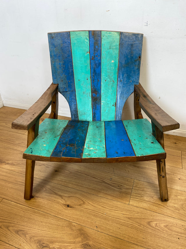 Formschöner und outdoor geeigneter Sessel aus altem Bootsholz in Originalfarben I Loungesessel Holzsessel Armchair Gartensessel Stuhl Gartenstuhl Balkon I