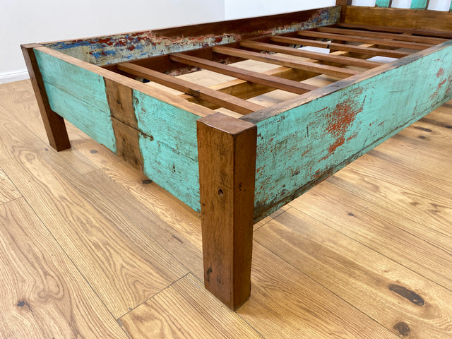 Boatwood by WMK # Beautiful &amp; sustainable single bed for mattresses 100x200 made from old boat wood, a handmade unique piece made from solid teak # Bed Daybed Bed Loft Industrial Design Boat Furniture Green