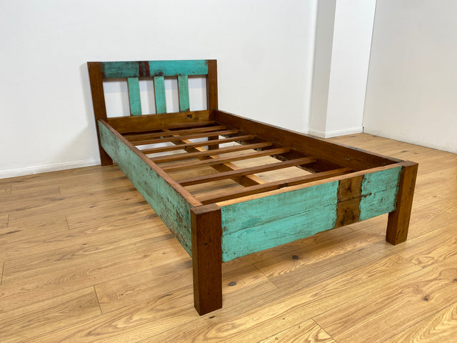 Boatwood by WMK # Beautiful &amp; sustainable single bed for mattresses 100x200 made from old boat wood, a handmade unique piece made from solid teak # Bed Daybed Bed Loft Industrial Design Boat Furniture Green