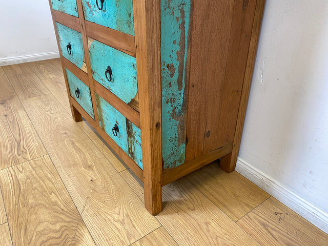 Boatwood by WMK I Schönes Bücherregal aus altem Bootsholz in Originalfarben I handgefertigt I Bücherschrank Regal Holzregal Highboard Kommode Raumtrenner Loft Teak Bootsmöbel Berlin Wolfsburg Dresden