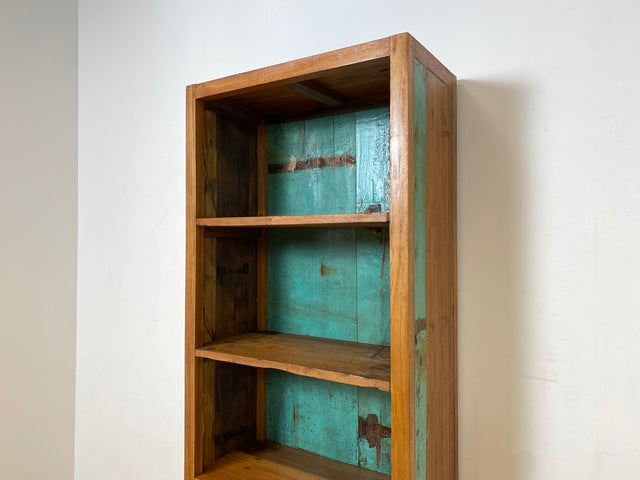 Boatwood by WMK I Schönes Bücherregal aus altem Bootsholz in Originalfarben I handgefertigt I Bücherschrank Regal Holzregal Highboard Kommode Raumtrenner Loft Teak Bootsmöbel Berlin Wolfsburg Dresden