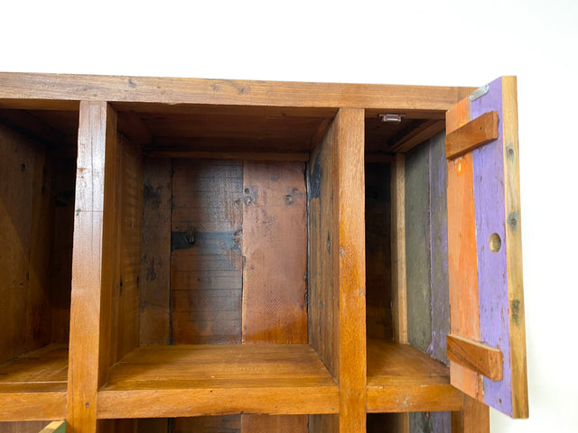 Boatwood by WMK I Einzigartiger Bücherschrank handgefertigt aus altem Bootsholz I Teakholz massiv I Bücherregal Regal Highboard Holzregal Küchenregal Barschrank Raumtrenner Berlin Trier Hamburg