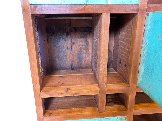 Boatwood by WMK I Einzigartiger Bücherschrank handgefertigt aus altem Bootsholz I Teakholz massiv I Bücherregal Regal Highboard Holzregal Küchenregal Barschrank Raumtrenner Berlin Trier Hamburg