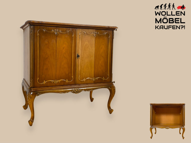 WMK I Hochwertige Chippendale Kommode , früherer Fernsehschrank , von Warrings aus vollem Holz in Nussbaum I Schrank Wäschekommode Wickelkommode Sideboard Stilmöbel Vintage Berlin Dresden Frankfurt