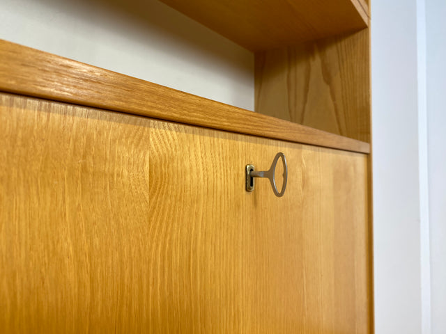 WMK I DDR Designer Schreibschrank 605 von Bruno Knoblauch für VEB Hellerau aus 1968 in Esche I Sekretär Bücherregal Regal Highboard Regalwand Bücherschrank Mid-Century Vintage I Berlin Bremen Essen