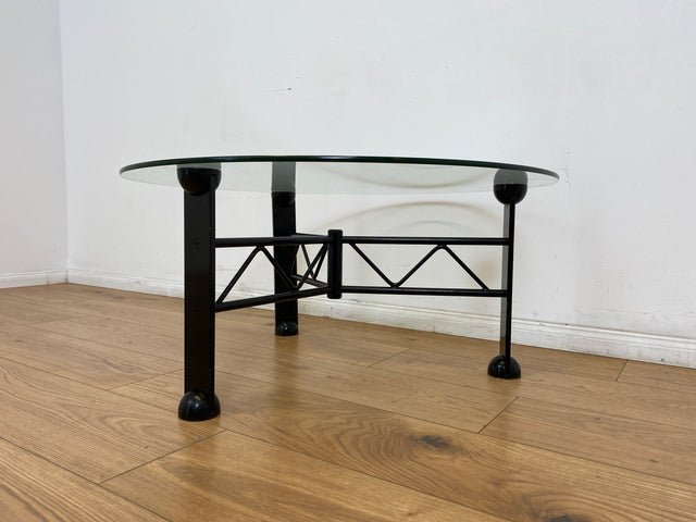 WMK # Stilvoller und sehr gut erhaltener Designer Couchtisch von Klöber aus 1996 mit runder Glasplatte 80cm auf schwarzem Metallgestell # Glastisch Wohnzimmertisch Coffee Table Sitzgarnitur Vintage