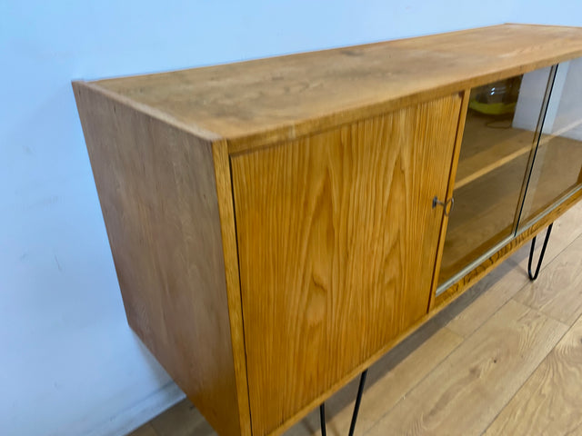 WMK I Designer Sideboard 602/M von VEB Hellerau aus 1962 in Senesche auf Hairpin Metallfüßen