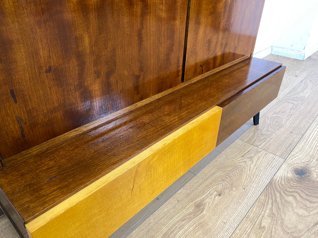 WMK Stilvoller und sehr gut erhaltener Mid-Century Schrank aus 1960, Vollholz Korpus auf neuen Metallfüßen # Highboard Wäscheschrank Bücherschrank Wohnzimmerschrank Sideboard Vintage DDR Hairpin