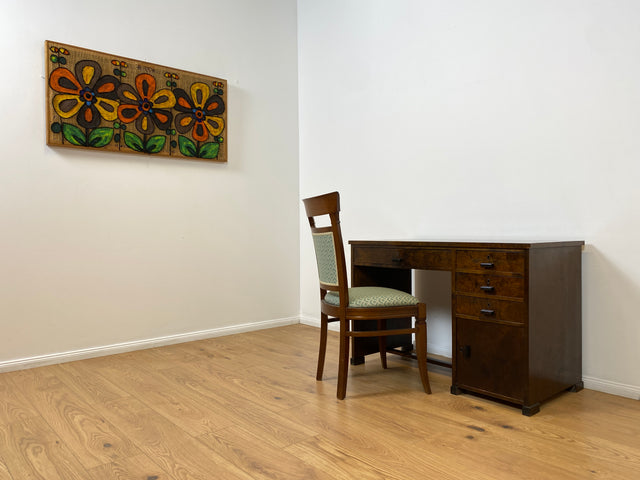 WMK # Wunderschöner und gut erhaltener kleiner dunkler skandinavischer Art Deco Schreibtisch aus vollem Holz mit Schubladen und hübschen Originalgriffen # Bürotisch Arbeitstisch Desk Sekretär Vintage