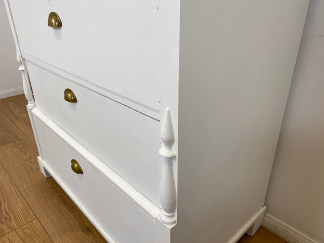 WMK # Elegante große antike Kommode in weiß aus vollem Holz mit geräumigen Schubladen und Messinggriffen, um 1890 # Schrank Schubladenkommode Wäschekommode Highboard Biedermeier Shabby Chic Vintage