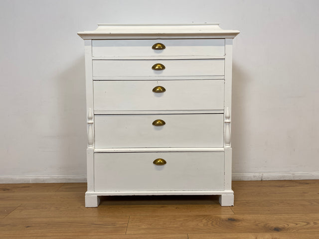 WMK # Elegante große antike Kommode in weiß aus vollem Holz mit geräumigen Schubladen und Messinggriffen, um 1890 # Schrank Schubladenkommode Wäschekommode Highboard Biedermeier Shabby Chic Vintage