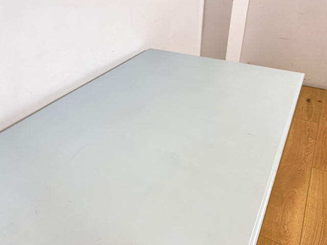 WMK I Imposanter Gründerzeit Esstisch , Vollholz, mit hellblau lackierter Tischplatte & gedrechselten Beinen I großer Esszimmertisch Tisch Tafel Dining Table Schreibtisch Antik Vintage Berlin NRW Bonn