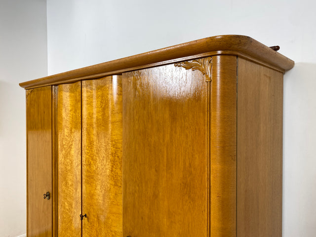 WMK I Wunderschöner heller 1930er Jahre Art Deco Kleiderschrank aus vollem Holz mit perfekter Aufteilung I Schrank Wäscheschrank Schlafzimmerschrank Wardrobe Antik Vintage I Berlin Dresden Regensburg