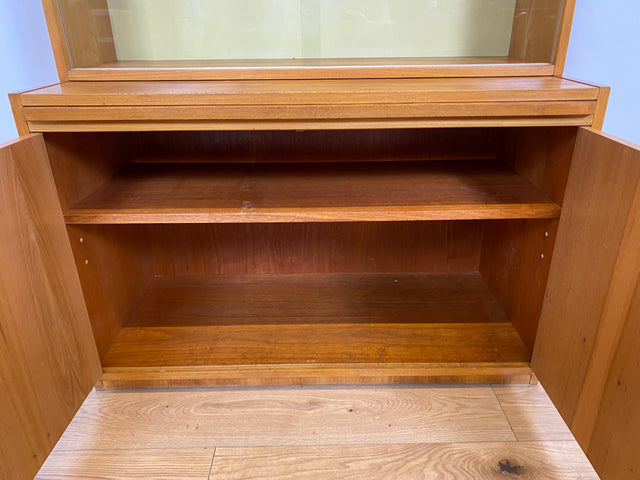 WMK I Stilvoller Designer Bücherschrank aus 1960ern von Bruno Knoblauch für VEB Hellerau I Bücherregal Regal Sekretär Highboard Regalwand Vitrine Büchervitrine Vintage Mid-Century DDR Berlin Hannover