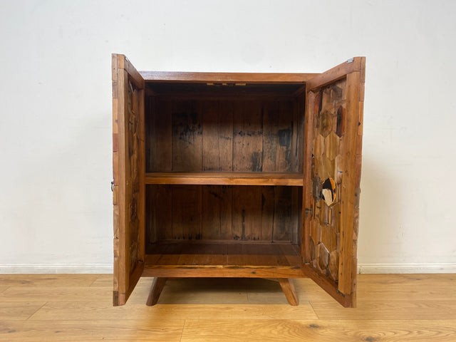 Boatwood by WMK I Einzigartiger handgefertigter Schrank aus altem Bootsholz I Teakholz massiv I Highboard Kommode Sideboard Wäscheschrank Bar Barschrank Schuhschrank Schuhkommode Berlin Usedom Bremen