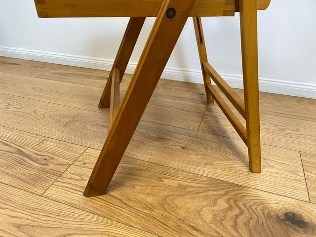 WMK # 1/11 Stylish, comfortable and stable Scandinavian mid-century folding chair with red imitation leather cover, stackable # Stacking chair, wooden chair, kitchen chair, balcony chair, school chair, vintage 60s