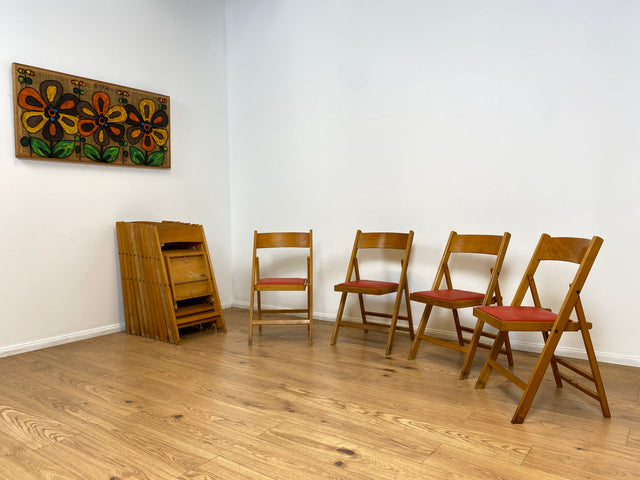 WMK # 1/11 Stylish, comfortable and stable Scandinavian mid-century folding chair with red imitation leather cover, stackable # Stacking chair, wooden chair, kitchen chair, balcony chair, school chair, vintage 60s