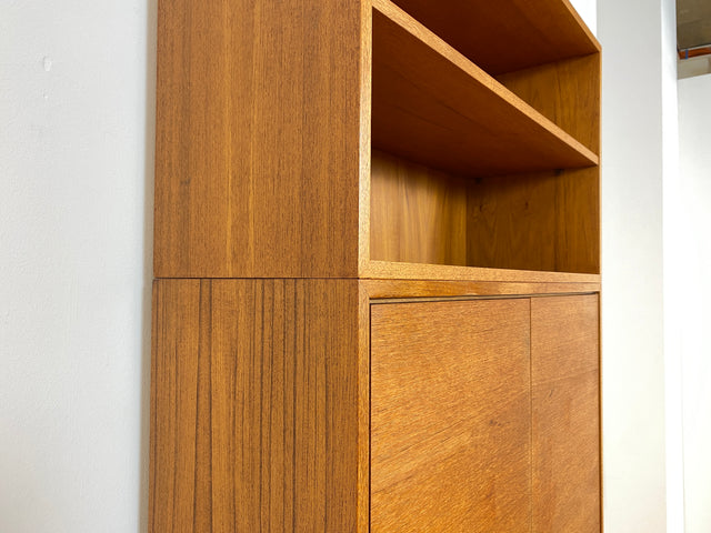 WMK # Stilvolles und sehr gut erhaltenes hohes & modulares Mid-Century Highboard aus 1960 in Teakholz mit Schubladen und Regal # Schrank Bücherschrank Wäscheschrank Regalwand Schrankwand Vintage Teak