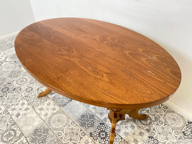 WMK Hübscher und gut erhaltener Couchtisch mit schönen gedrechselten Tischbeinen & wunderschöner Maserung # Salontisch Wohnzimmertisch Coffee Table Beistelltisch Stilmöbel Vintage # Lieferung möglich