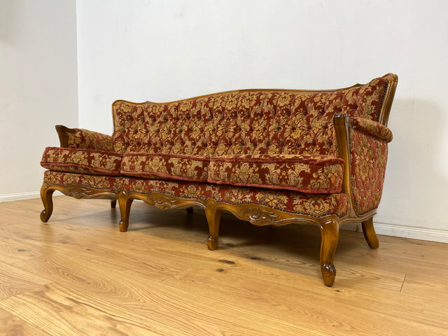 WMK Pompöses, bequemes und sehr gut erhaltenes Vintage Sofa im Stile des Rokoko mit hochwertigem Brokat Stoffbezug und reichverziertem Nussbaum Rahmen # Couch Chaiselongue Barock Chippendale Vintage