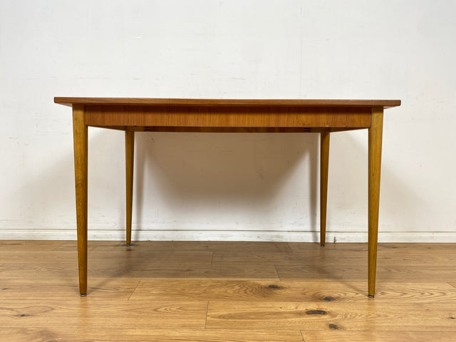 WMK Eleganter und gut erhaltener ausziehbarer skandinavischer Esstisch in Teakholz # Tisch Esszimmertisch Holztisch Küchentisch Ausziehtisch Danish Design Vintage Mid-Century Teak 50er 60er