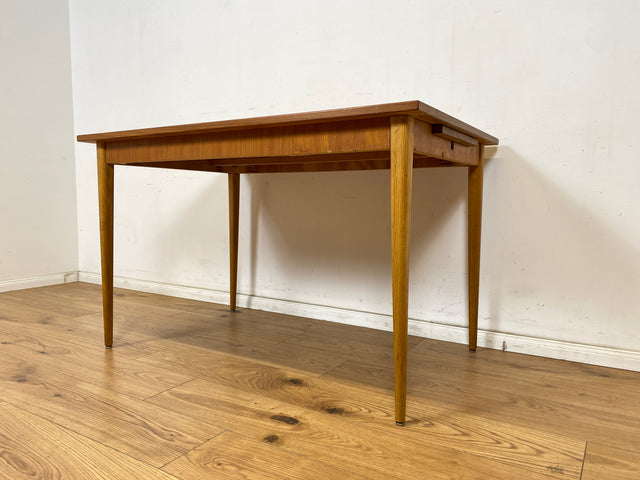 WMK Eleganter und gut erhaltener ausziehbarer skandinavischer Esstisch in Teakholz # Tisch Esszimmertisch Holztisch Küchentisch Ausziehtisch Danish Design Vintage Mid-Century Teak 50er 60er