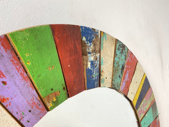 Boatwood by WMK # Beautiful round wall mirror made of old boat wood, a handmade unique piece made of teak in the original colors of the boats # colorful mirror bathroom mirror hallway mirror boat furniture artwork art