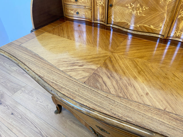 WMK # Vornehmer und gut erhaltener dänischer 60er Jahre Sekretär im Stil Louis XVI aus vollem Holz, mit feinen Intarsien # Sekretär Schreibschrank Schreibtisch Kommode Desk Barock Rokoko XV Vintage