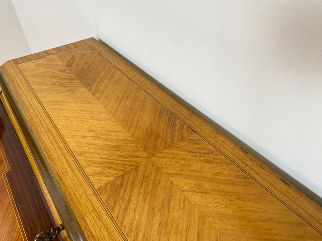 WMK # Vornehmer und gut erhaltener dänischer 60er Jahre Sekretär im Stil Louis XVI aus vollem Holz, mit feinen Intarsien # Sekretär Schreibschrank Schreibtisch Kommode Desk Barock Rokoko XV Vintage