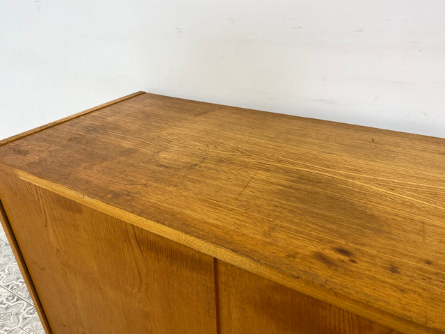 WMK Stilvolle jedoch etwas abgerockte Mid-Century Kommode 602/A aus 1968 in Senesche , ein Original von Franz Ehrlich für VEB Hellerau # Schrank Fernsehkommode TV-Lowboard Sideboard 60er DDR Vintage