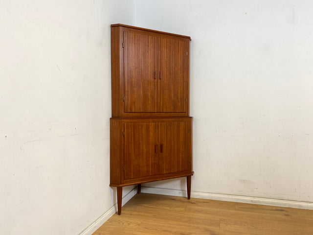 WMK Stilvoller & sehr gut erhaltener skandinavischer 60er Jahre Eckschrank in Teakholz mit verspiegeltem Barschrank # Eckkommode Highboard Schrank Bar Barkommode Danish Design Vintage Mid-Century Teak