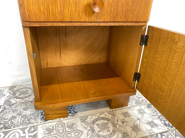 WMK Schlichter & gut erhaltener 50er Jahre Nachttisch aus vollem Eichenholz mit Schublade & großem Fach # Nachtschrank Nachtschränkchen Nachtkommode Beistelltisch Kommode Mid-Century Vintage 60er