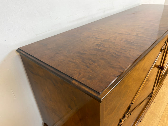 WMK Vornehmes & sehr gut erhaltenes skandinavisches antikes Sideboard (um 1920) aus vollem Holz mit Schubladen # Kommode Anrichte Schrank Wäschekommode Fernsehkommode TV-Lowboard Vintage Jugendstil