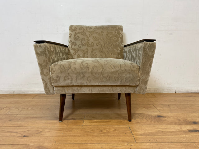 WMK Stilvoller und gut erhaltener Mid-Century Sessel mit Originalbezug und edlem Holzgestell