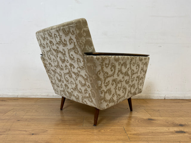 WMK Stilvoller und gut erhaltener Mid-Century Sessel mit Originalbezug und edlem Holzgestell