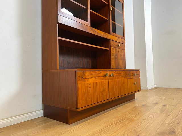 WMK Hochwertiger und sehr gut erhaltener skandinavische Bücherschrank in Palisander mit Vitrine & edlen Messinggriffen # Regal Bücherregal Wohnzimmerschrank Highboard Sideboard Rosewood Vintage Design