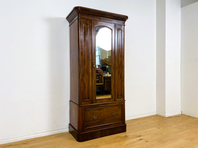 WMK Seltener englischer antiker Kleiderschrank aus vollem Holz mit Spiegeltür, Schublade & Messinggriffen # schmaler Schrank Wäscheschrank Vertiko Dielenschrank Garderobe Vintage Biedermeier Regency