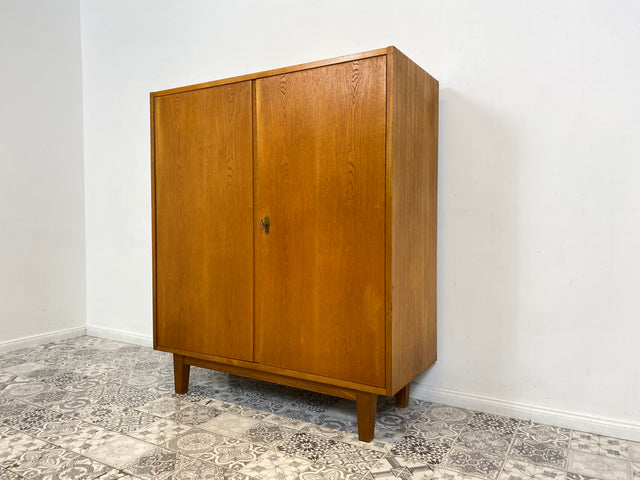 WMK Stilvoller jedoch etwas abgerockter Mid-Century Wäscheschrank 602/B aus 1961 in Senesche , ein Original von Franz Ehrlich für VEB Hellerau # Schrank Highboard Sideboard Kommode DDR 60er Vintage