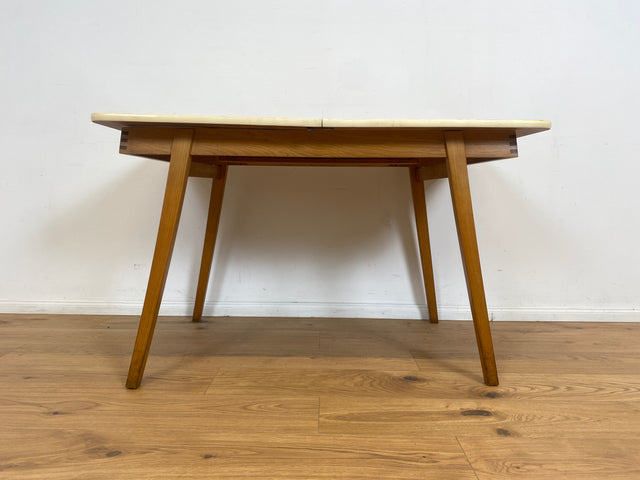 WMK Formschöner und gut erhaltener Mid-Century Esstisch , ausziehbar mit integrierter Ausziehplatte und konischen Füße # Tisch Holztisch Esszimmertisch Küchentisch Dining Table Vintage Retro 60er