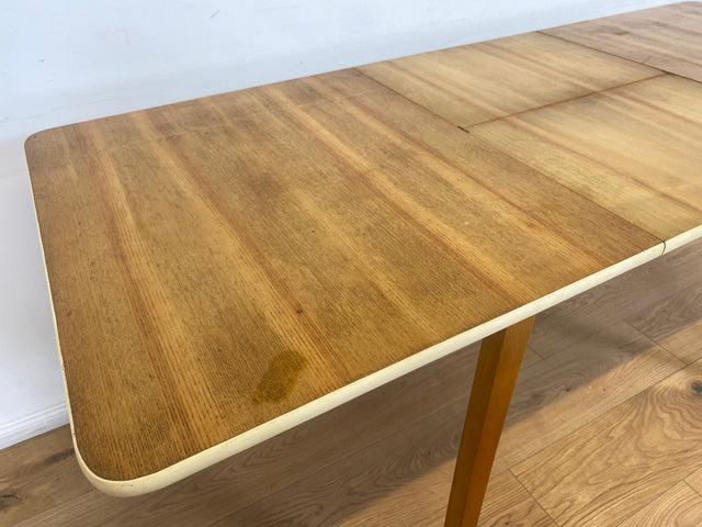 WMK Formschöner und gut erhaltener Mid-Century Esstisch , ausziehbar mit integrierter Ausziehplatte und konischen Füße # Tisch Holztisch Esszimmertisch Küchentisch Dining Table Vintage Retro 60er