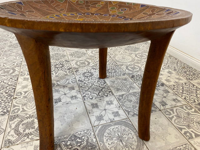 WMK Wunderschöner handgearbeiteter und kunstvoll handbemalter Holztisch , vermutlich Afrikanisch # Tisch Teetisch coffee table Beistelltisch Couchtisch Schale Vintage - Lieferung möglich