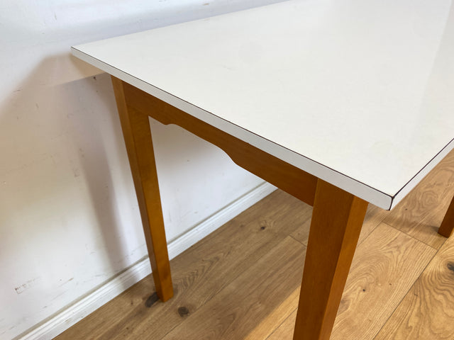 WMK Hübscher & sehr gut erhaltener kleiner 60er Jahre Küchentisch mit pflegeleichter plastizierter Tischplatte # Tisch Esstisch Esszimmertisch Holztisch Dining Table Retro Mid-Century Vintage Resopal