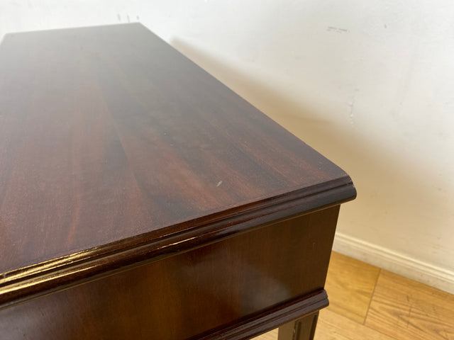 WMK I Sehr elegante kleine Vintage Kommode in englischem Stil mit Schubladen und schönen Messinggriffen I Ablage Sideboard Lowboard TV Bank Flur Bad Wäsche Regency Empire Berlin Dortmund Hannover