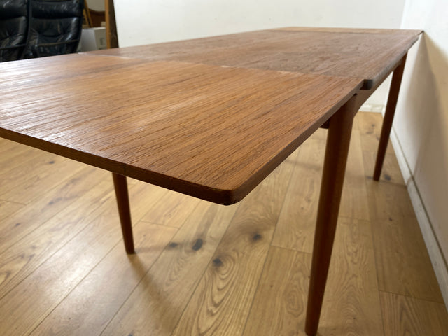 WMK Stilvoller und gut erhaltener ausziehbarer skandinavischer Esstisch in edlem Teakholz # Esstisch Tisch Küchentisch Holztisch Dining Table Ausziehtisch Danish Design Mid-Century Vintage Teak 60er