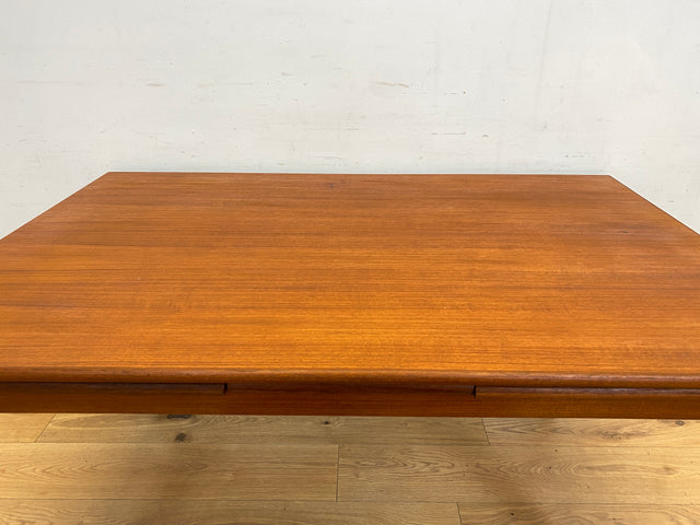 WMK Stilvoller und gut erhaltener ausziehbarer skandinavischer Esstisch aus 1960er Jahren in Teakholz # Tisch Esszimmertisch Dining table Küchentisch Holztisch Mid-Century Vintage Danish Design 60er