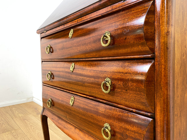 WMK Edler schwedischer 50er Jahre Sekretär im antikem Stil aus vollem Holz mit fester Schreibplatte und edlen Messingbeschlägen # Schreibschrank Schreibtisch Lady Desk Chippendale Stilmöbel Vintage